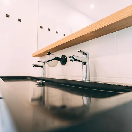 No2 By The Fields 度假居