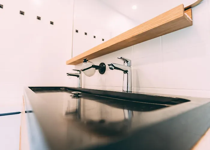 No2 By The Fields Charming Normandy Near Dday Beaches And Sites Сasa de vacaciones